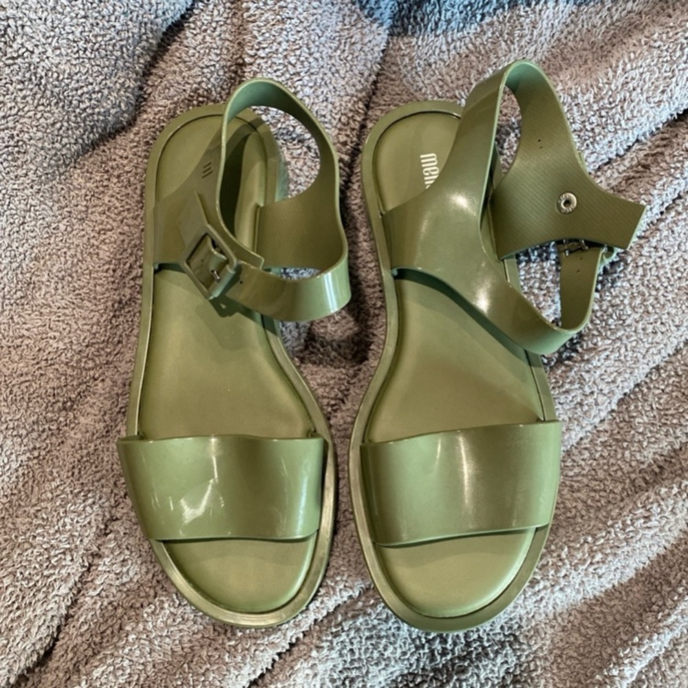 Melissa jelly style olive green sandals sz 9